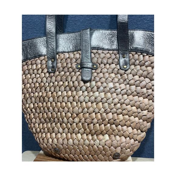 J. Crew Provence Large Straw Vacation Tote Bag Leather Straps Cotton Lining - Picture 3 of 12